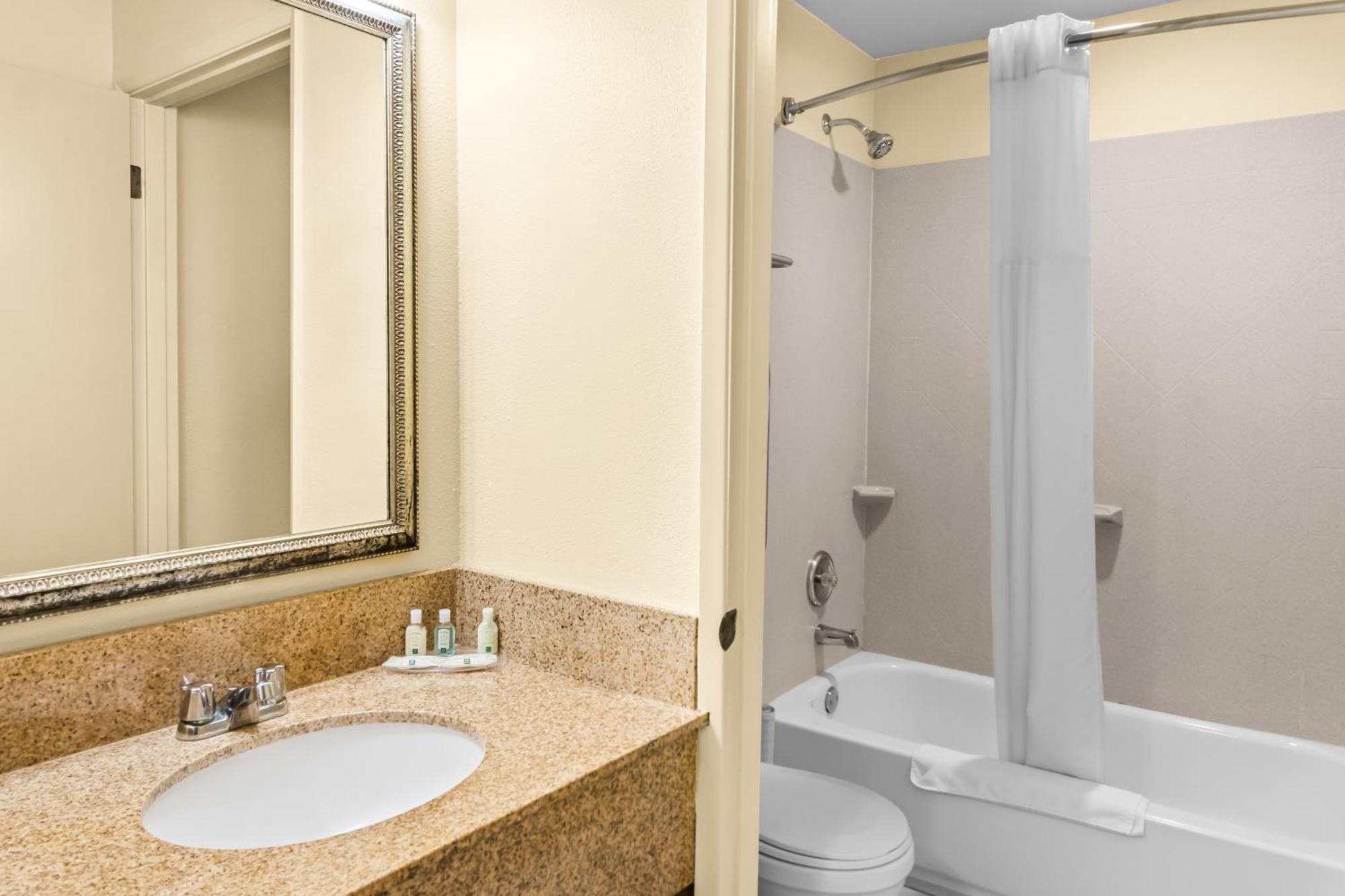 Quality Inn & Suites Vancouver - Hazel Dell Luaran gambar