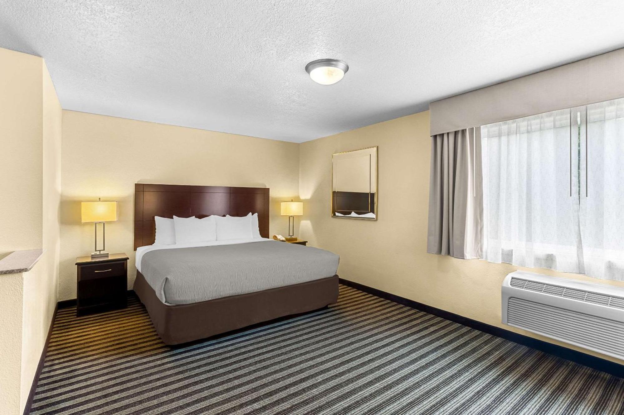 Quality Inn & Suites Vancouver - Hazel Dell Luaran gambar